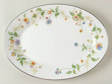 Nouveau 14" Oval Serving Platter
