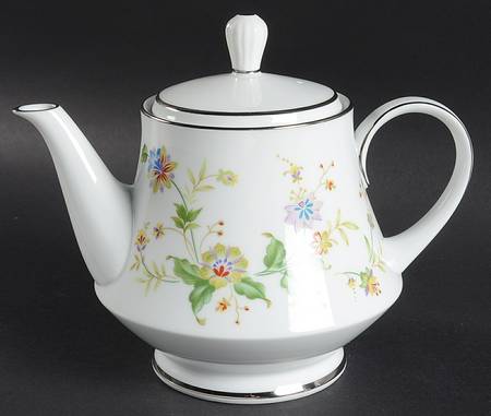 Nouveau Teapot & Lid