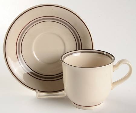 Nutmeg Footed Cup & Saucer Set