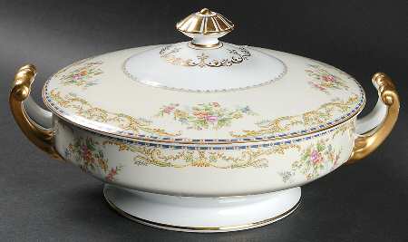 Oberon Round Covered Vegetable