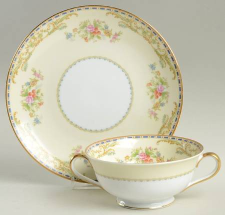 Oberon Footed Cream Soup Bowl & Saucer Set