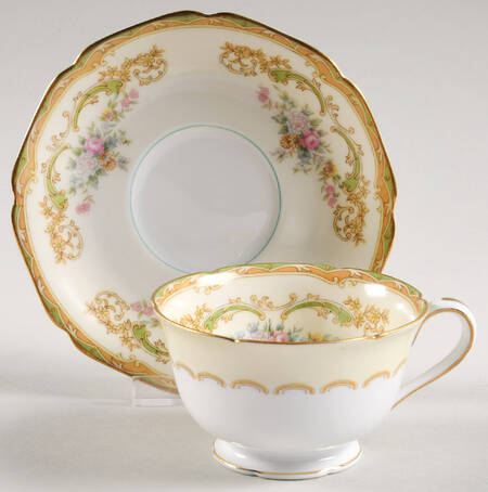 Ocala Footed Cup & Saucer Set