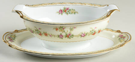 Octavia Gravy Boat with Attached Underplate