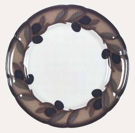 Olive Wreath by Noritake