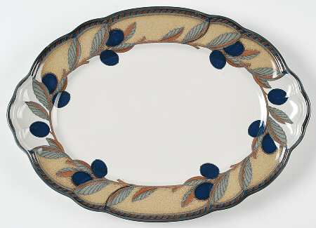 Olive Wreath 14" Oval Serving Platter