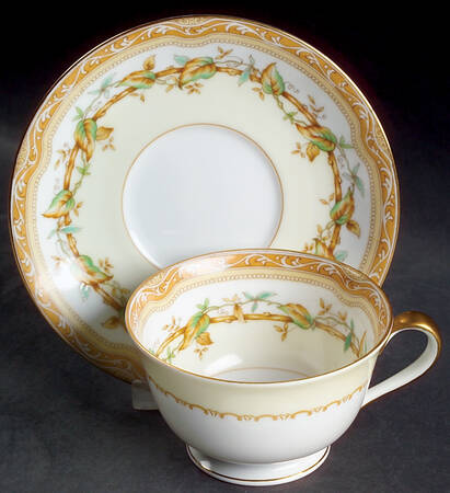 Olympia Footed Cup & Saucer Set