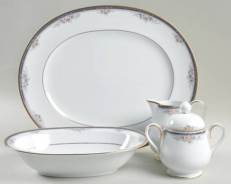 Ontario 5 Piece Hostess Set by Noritake