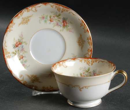 Ophelia Footed Cup & Saucer Set