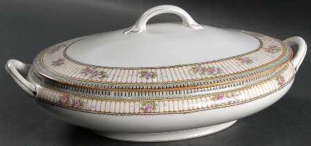 Ormonde Bassett Round Covered Vegetable