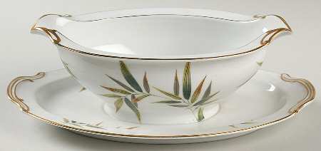 Orient Gravy Boat with Attached Underplate