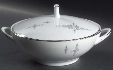 Orleans Round Covered Vegetable