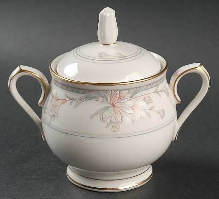 Orient Point Sugar Bowl & Lid