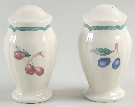 Orchard Spring Salt & Pepper Set