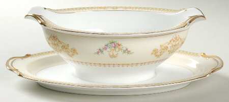 Osborne Gravy Boat with Attached Underplate