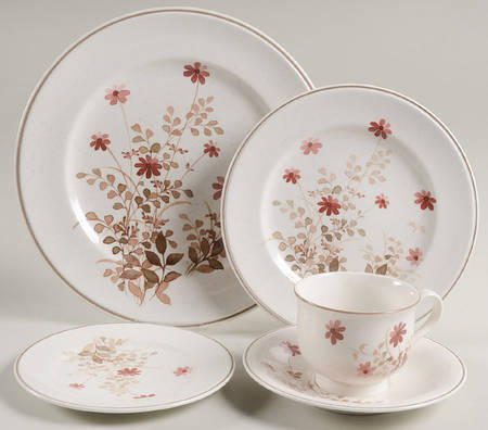 Outlook 5 Piece Place Setting by Noritake
