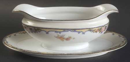 Oxford Gravy Boat with Attached Underplate