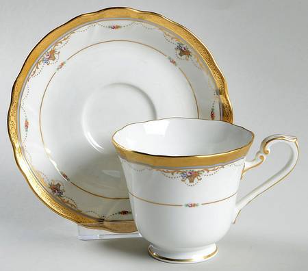 Palace Guard Footed Cup & Saucer Set