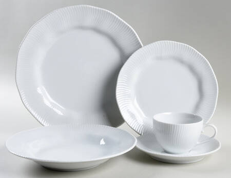 Pacific Hill 5 Piece Place Setting