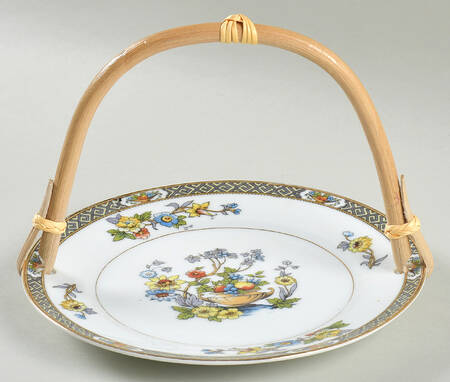 Paisley 5 3/8"-5 5/8" Bamboo Handled Serving Plate  HC