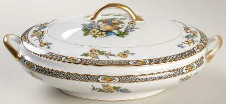 Paisley Oval Covered Vegetable