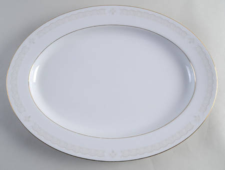 Parisian Lace 16" Oval Serving Platter
