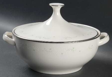 Pamela Round Covered Vegetable