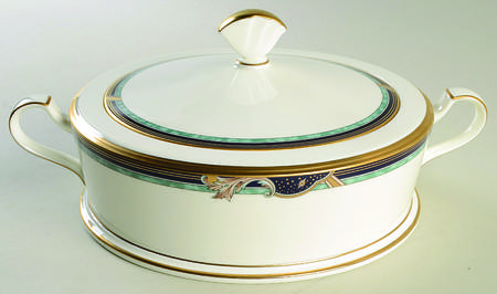 Paris Opera Round Covered Vegetable