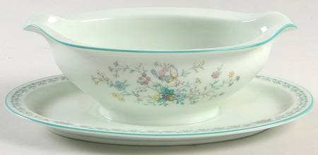 Paradise Green Gravy Boat with Attached Underplate