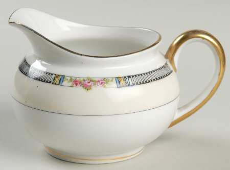 Paragon Creamer
