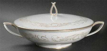 Parklane Round Covered Vegetable