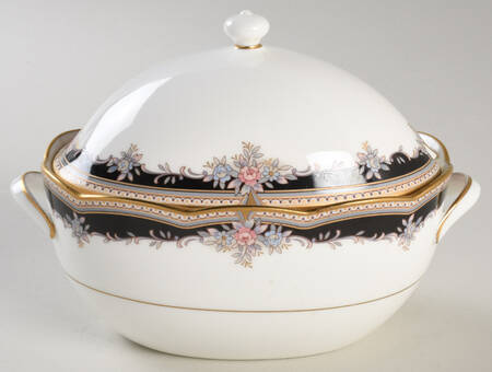 Palais Royal Gravy Boat & Lid