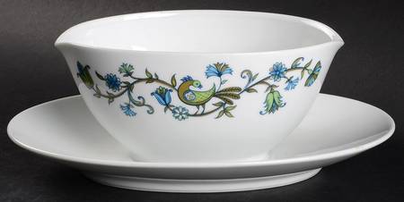 Pastoral Gravy Boat with Attached Underplate