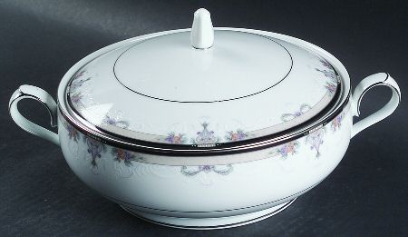 Park Suite Round Covered Vegetable