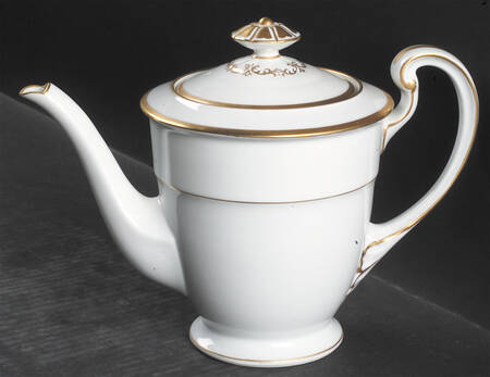 Patricia Teapot & Lid