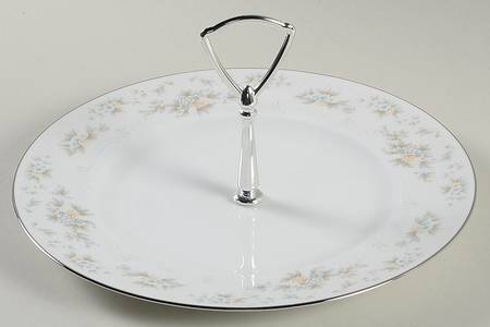 Patience Round Serving Plate with Handle (DP)