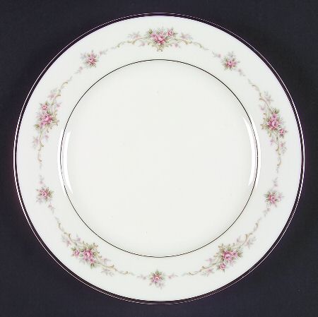 Patricia Salad Plate