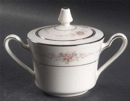 Patricia Sugar Bowl & Lid