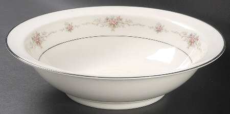 Patricia 10" Round Vegetable Bowl