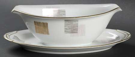Pauline Gravy Boat with Attached Underplate