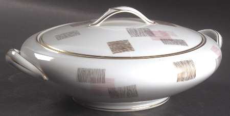 Pauline Round Covered Vegetable