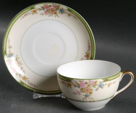 Pendarvis Flat Cup & Saucer Set