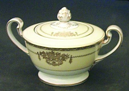 Penelope Sugar Bowl & Lid