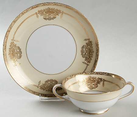 Penelope Footed Cream Soup Bowl & Saucer Set