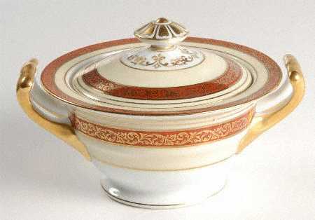 Penrosa Sugar Bowl & Lid