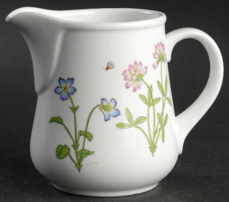 Petals Plus Creamer