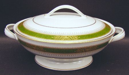 Perdita Round Covered Vegetable