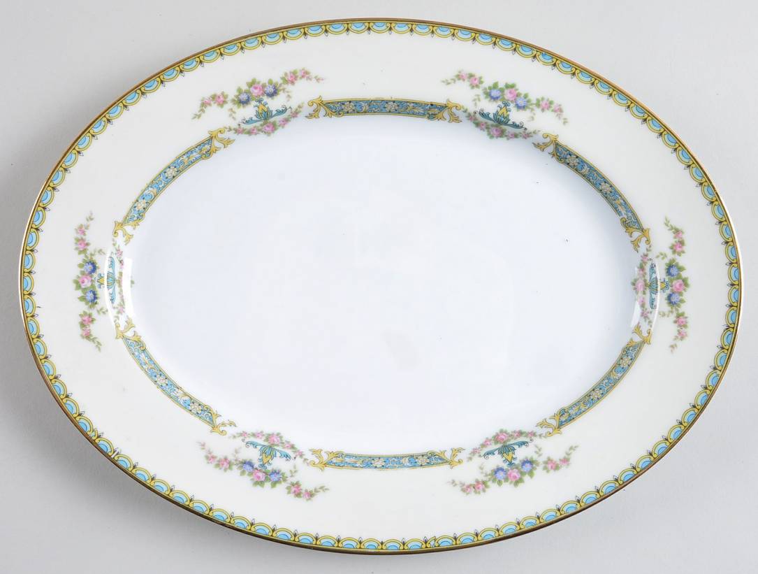 Perseus 11" Oval Serving Platter