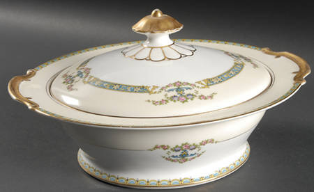 Perseus Round Covered Vegetable