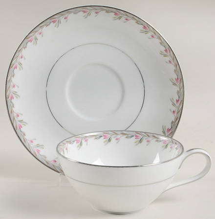 Petite Flat Cup & Saucer Set