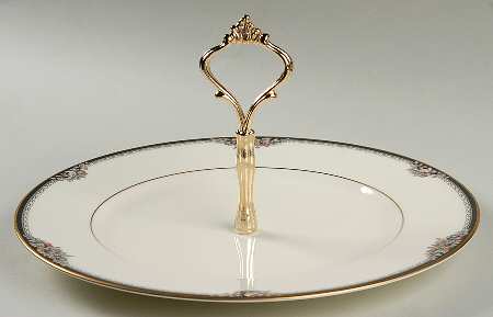 Philharmonic Round Serving Plate with Handle (DP)
